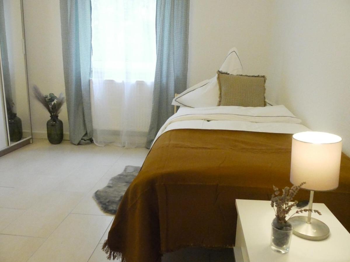Apartment Mit Einzelbetten Fur Zwei エッセン エクステリア 写真
